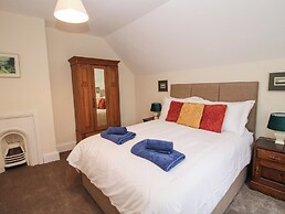 Dinham Court
