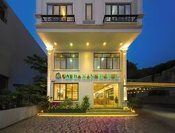 Cat Ba Xanh Spring Garden Hotel
