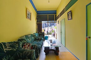 Hotel O Penginapan LorraNearPasar Oleh Oleh