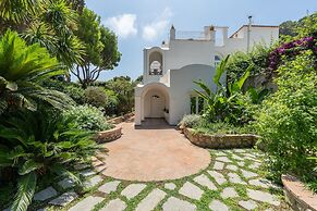 Villa La Conchiglia by Elite Villas