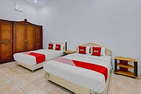 Hotel O Intan
