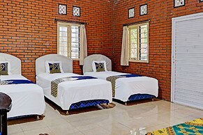 Hotel O Griyo Werdiningsih