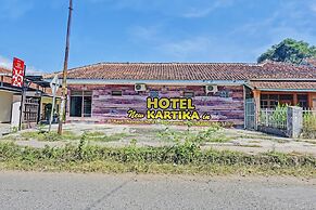 OYO 90443 Hotel New Kartika In