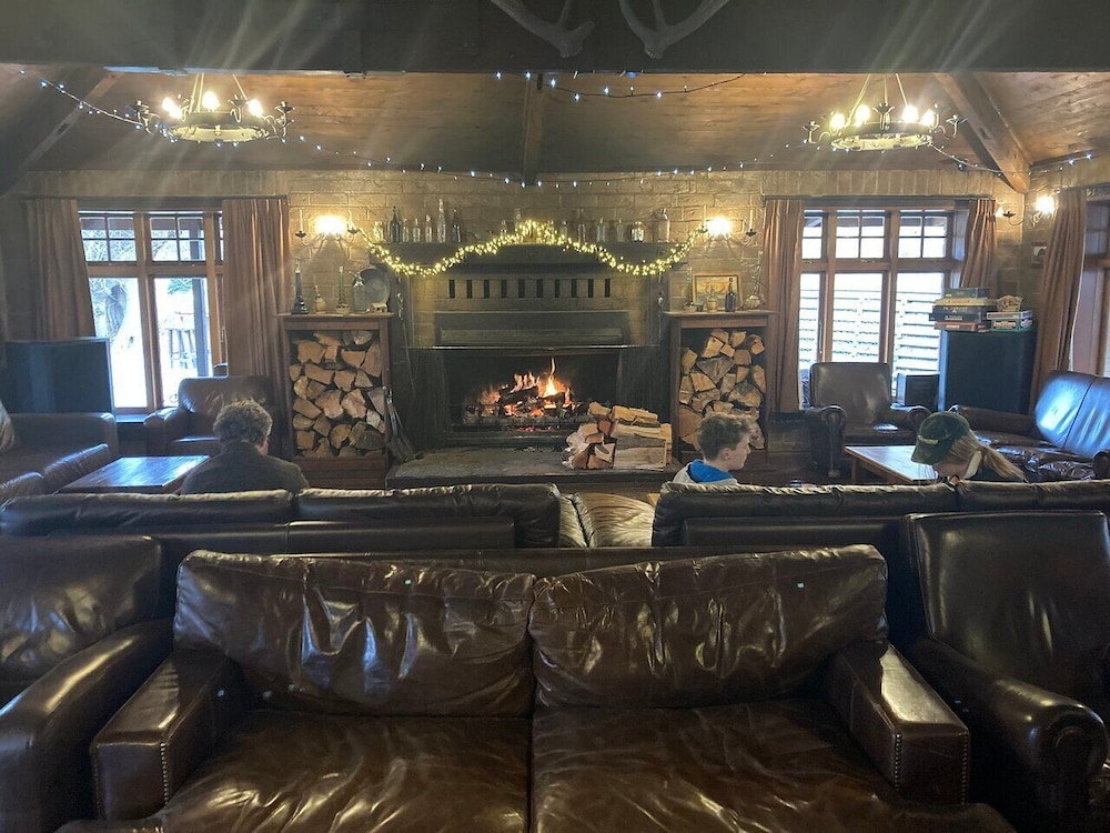 Danseys Pass Hotel