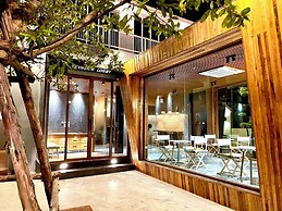 Skeyndor Health & Resort