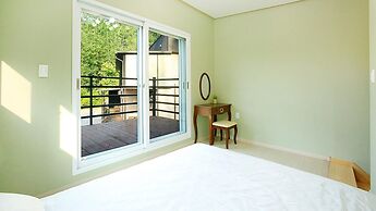Hongcheon Stone Brown Pension