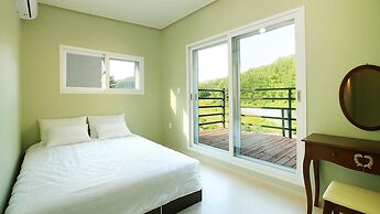 Hongcheon Stone Brown Pension