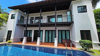 Blu Village Pool Villa