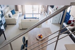 Villa Cook with pool and sea views