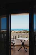 Villa Cook with pool and sea views