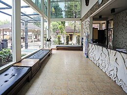 Hotel O Tjokro 3