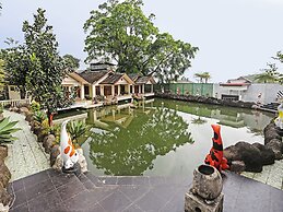 Hotel O Tjokro 3