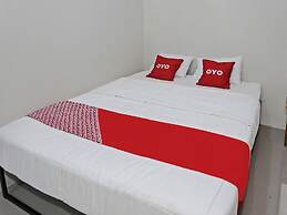 Hotel O Tjokro 3