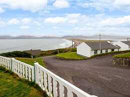 Rossbeigh Beach Cottage No 4