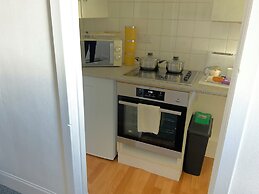 Immaculate 1-bed Apartment in Largs