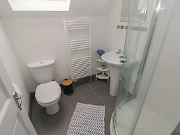 The Loft @ Wisteria Cottage