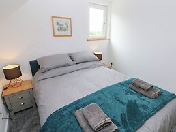 The Loft @ Wisteria Cottage