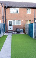 Cosy 2bedroom House-perfect for Long & Short Stay