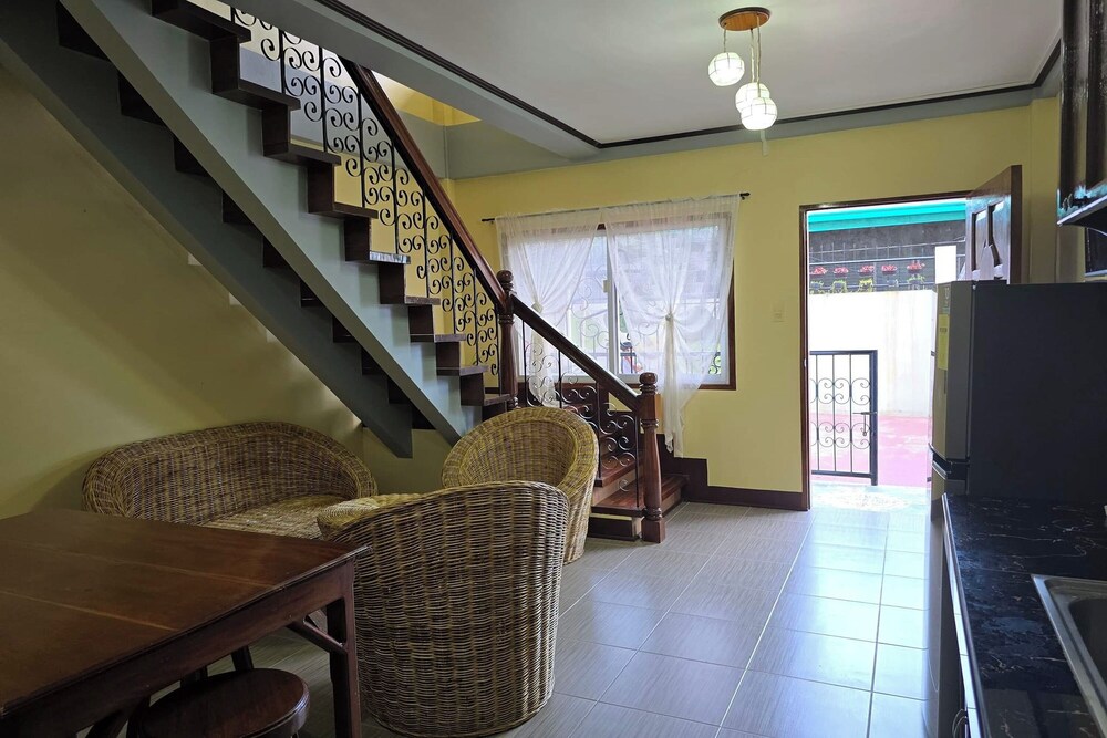 Nober Pension House City Center