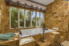 Glamorous Luxury Villa Pool Jacuzzi Sea View