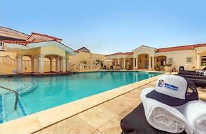 NEW Premium Luxury 2BR 3BA Pool House