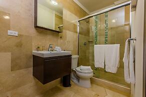 2BR Duplex Palmaruba Condos w Great Location