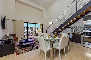 2BR Duplex Palmaruba Condos w Great Location