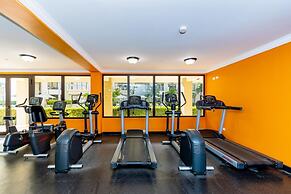 Top Floor Corner Condo w Amazing Views 2BR 3BA