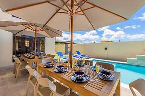 Large 5BR Villa With Private Pool Near Eagle Beach
