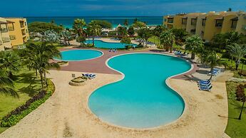 Ocean Front 2BR 2BA w Amazing Beach