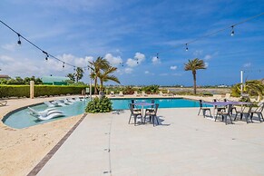Gold Coast - 2br3ba Gated Community w Pools Gym