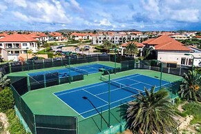 Gold Coast - 2br3ba Gated Community w Pools Gym