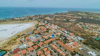 Gold Coast - 2br3ba Gated Community w Pools Gym