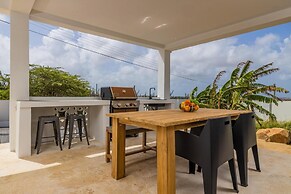 NEW Modern 2BR 2BA w Privatepool in Quiet Area