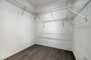 NEW Modern 2BR 2BA w Privatepool in Quiet Area