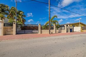 3BR Privatepool - Outdoor Dining - Great Location