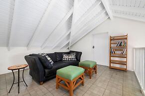 Cute Cozy 3BR Great Location