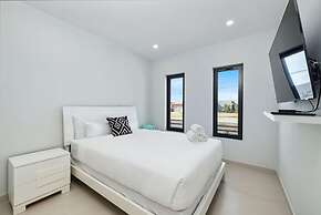 Brand New Modern Villa w 3BR 2 5BA Privatepool