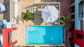 Amazing 2BR 1BA w Pool Close to the Beach BBQ