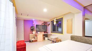 The Apple Hotel
