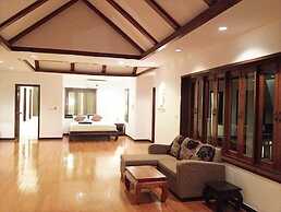 Villa Chaya