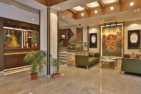 Lakhey Hotel