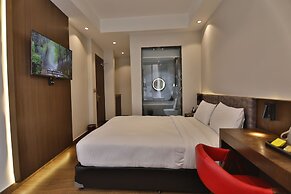 Lakhey Hotel