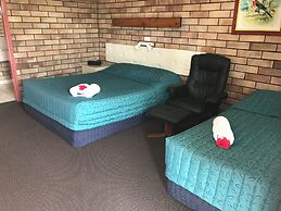 Miles Outback Motel