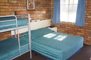 Miles Outback Motel