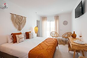 Coral Botique Suites