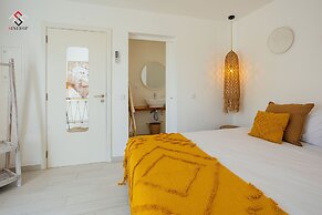 Coral Botique Suites