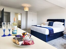 Bay View - 1 Bed Suite - Ocean Breeze