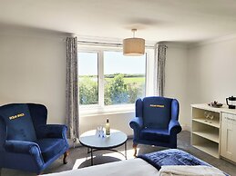 Bay View - 1 Bed Suite - Ocean Breeze