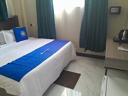 VEGAS LUXURY HOTEL
